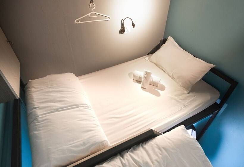 Cama em Quarto Partilhado, Vibrant Hostel
