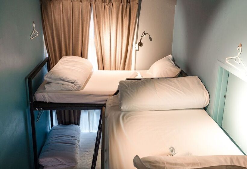سرير فى غرفة مشتركه, Vibrant Hostel