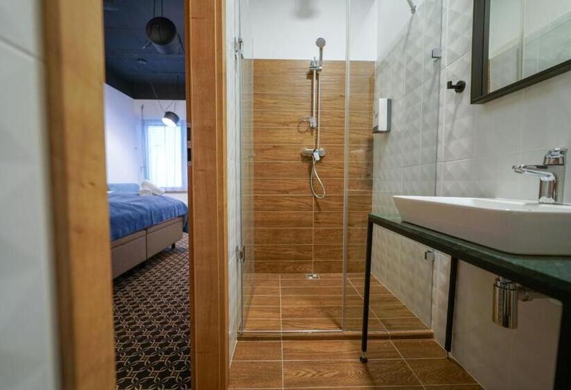 Economy Triple Room, Chors Like A Hotel   1st World Nft Block & Art Capsule Hostel Metachors