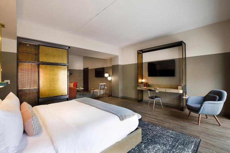 キングサイズベッドのデラックスルーム, Cyrus Hotel, Topeka, A Tribute Portfolio