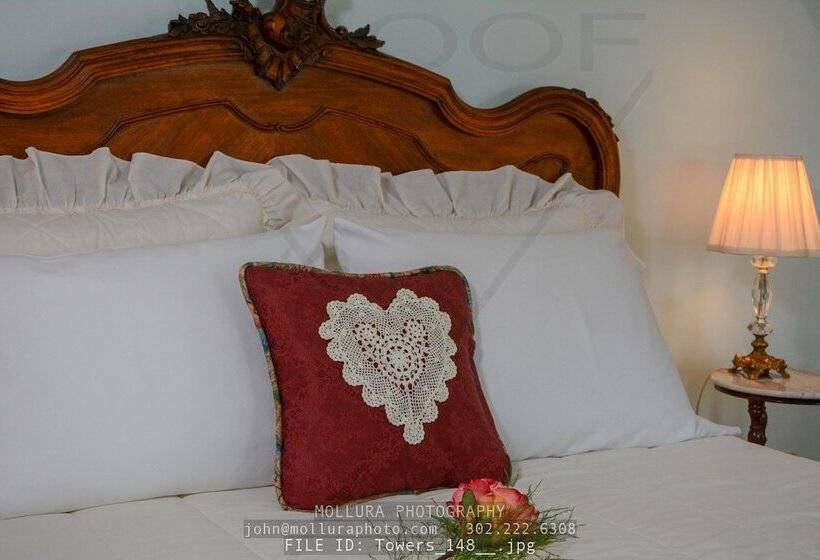 جناح, The Towers Bed & Breakfast