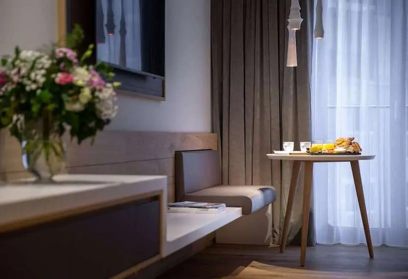 スーペリアールーム, Radisson Blu Hotel Reussen, Andermatt