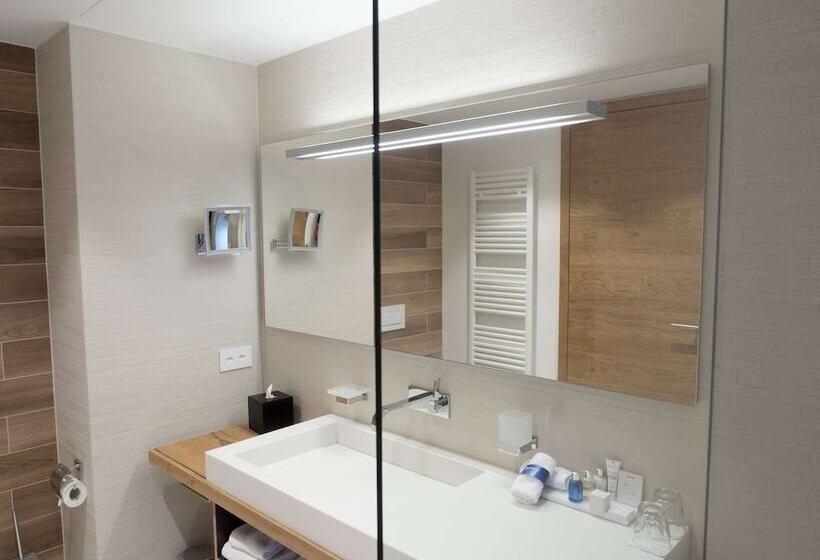 Quarto Estandar Comunicado, Radisson Blu Hotel Reussen, Andermatt