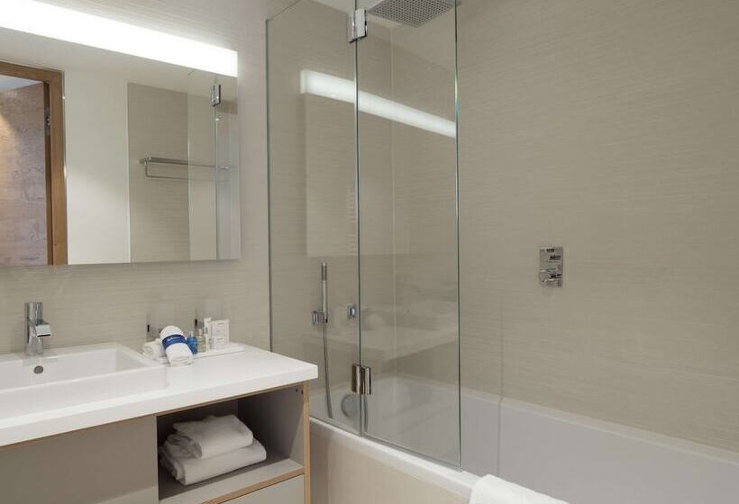 Standardzimmer mit Verbindungstür, Radisson Blu Hotel Reussen, Andermatt