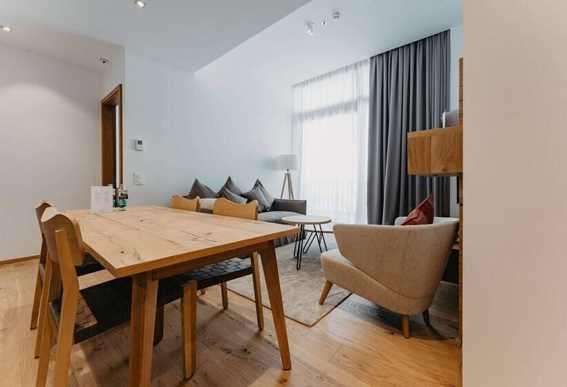 2 Schlafzimmer Suite, Radisson Blu Hotel Reussen, Andermatt