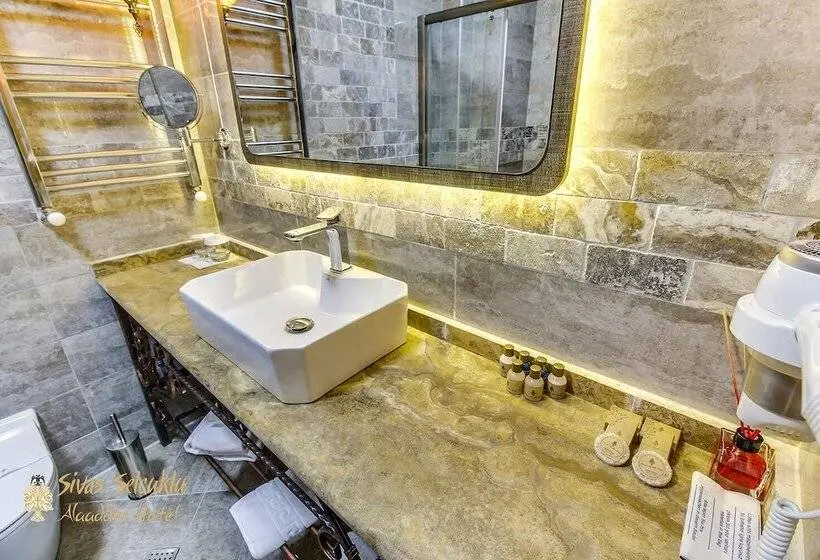 اتاق استاندارد سه نفره, Sivas Keykavus