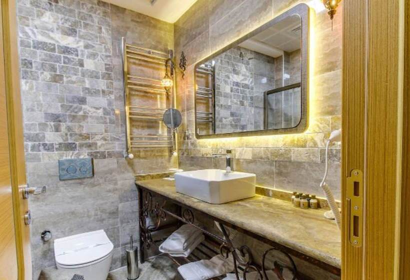 اتاق استاندارد سه نفره, Sivas Keykavus