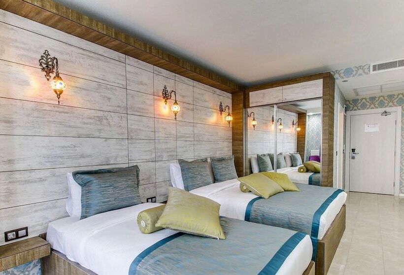 اتاق استاندارد سه نفره, Sivas Keykavus