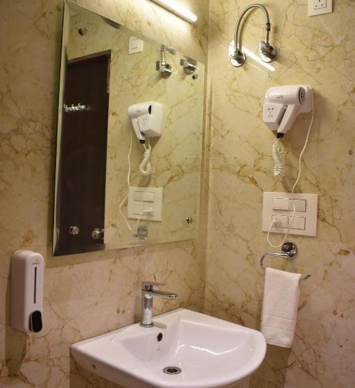 Quarto Deluxe, The Balam