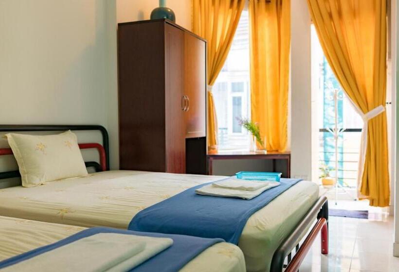 اتاق استاندارد سه نفره, My Home Guest House