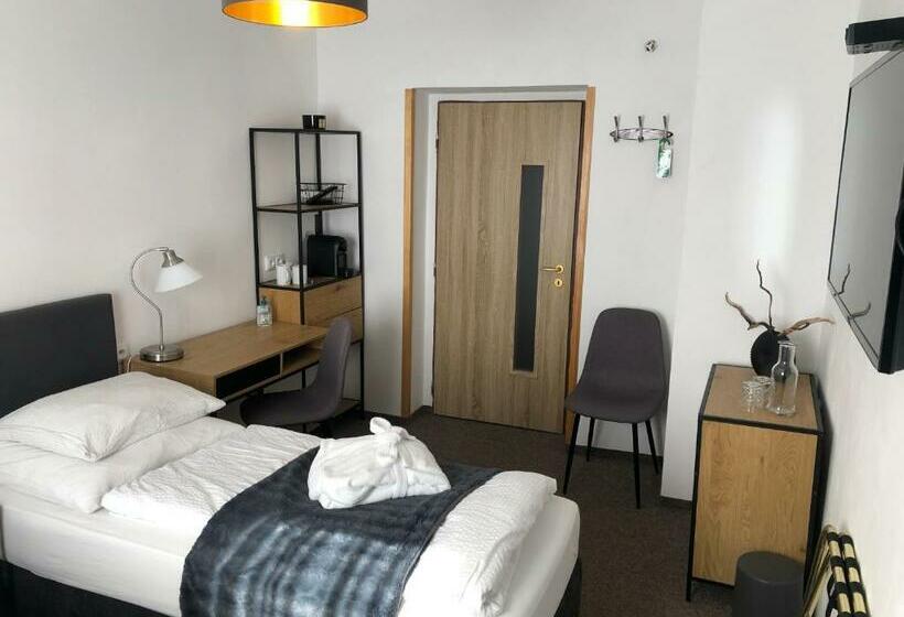 חדר אקונומי, Penzion U Kašpara