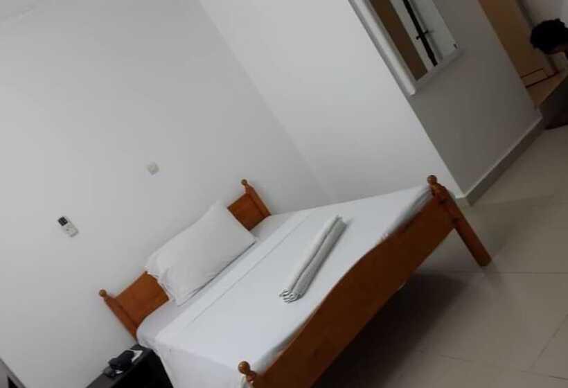 اتاق استاندارد, Auberge Boulaos