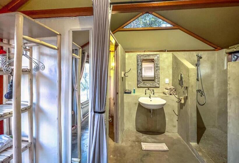 חדר משפחתי, Mushara Bush Camp