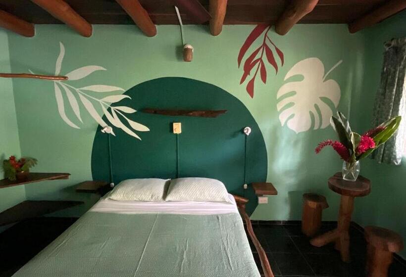 스탠다드 룸, Entre Dos Aguas