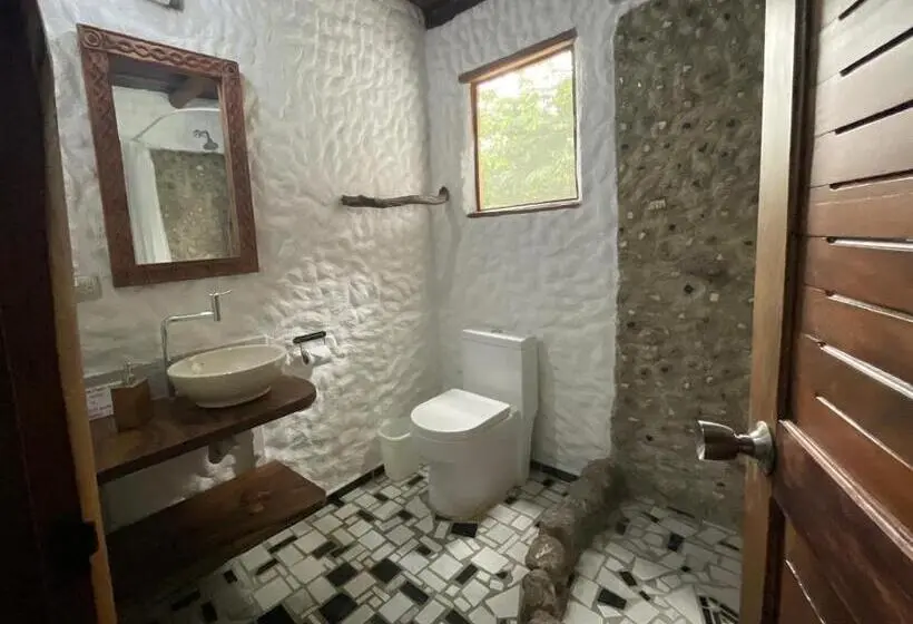 エコノミールーム, Entre Dos Aguas