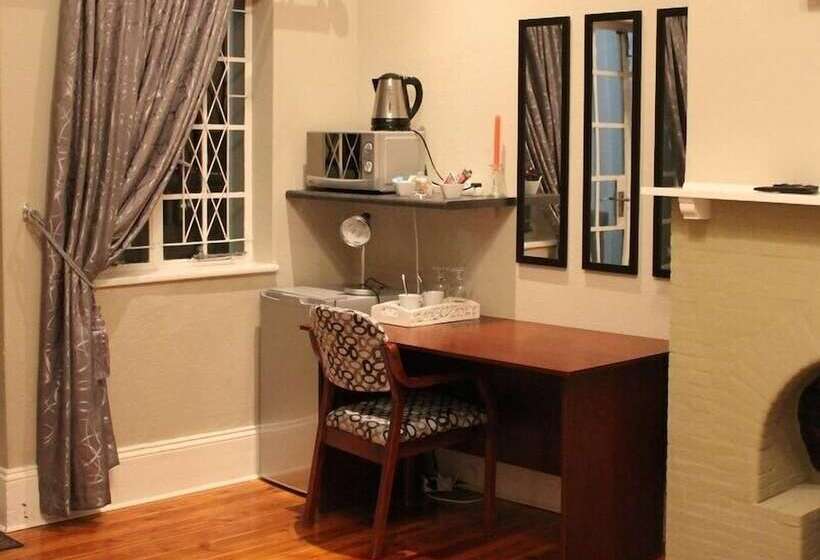 اتاق راحتی, Tranquil House B&b 10 Berry St