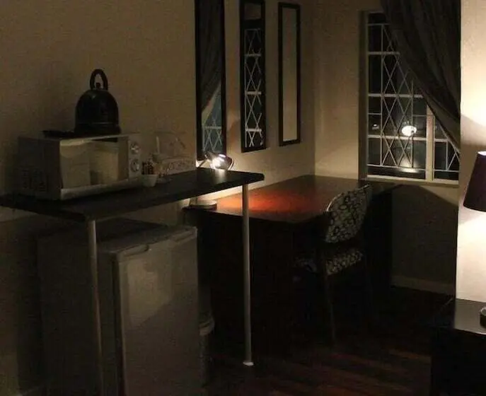 コンフォートルーム, Tranquil House B&b 10 Berry St