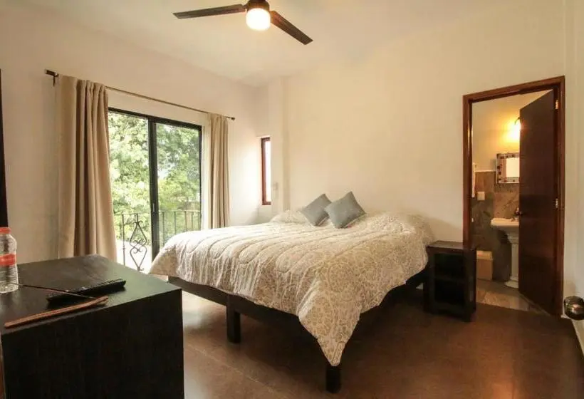 اتاق استاندارد با بالکن, Posada Hacienda Real