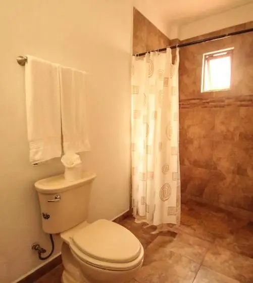 اتاق استاندارد چهار تخته, Posada Hacienda Real