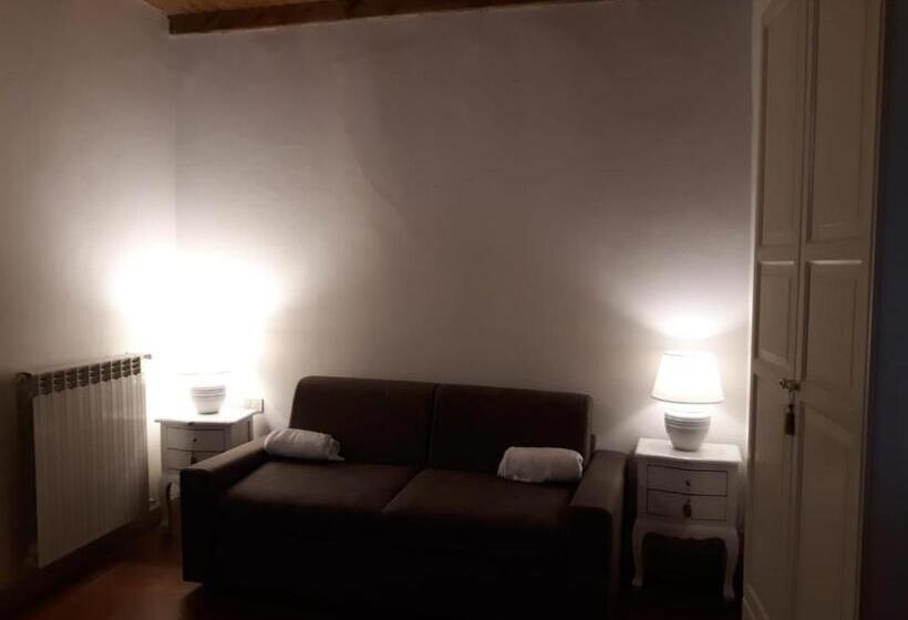 标准内部工作室, Charme Rooms Villa Moroni