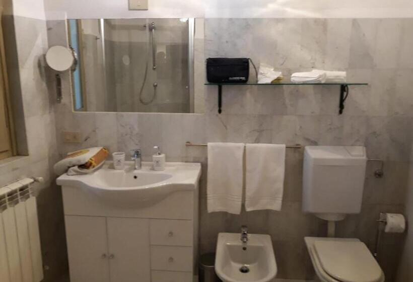 标准内部工作室, Charme Rooms Villa Moroni