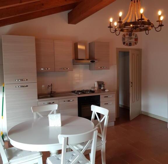 带1个卧室的高级公寓, Charme Rooms Villa Moroni