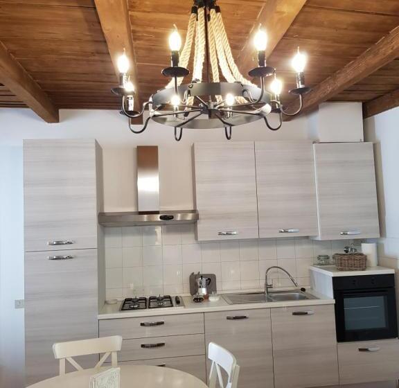 Люкс 2 Спальни, Charme Rooms Villa Moroni