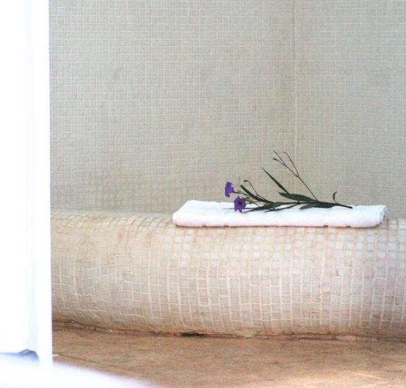 اتاق استاندارد, El Castillo