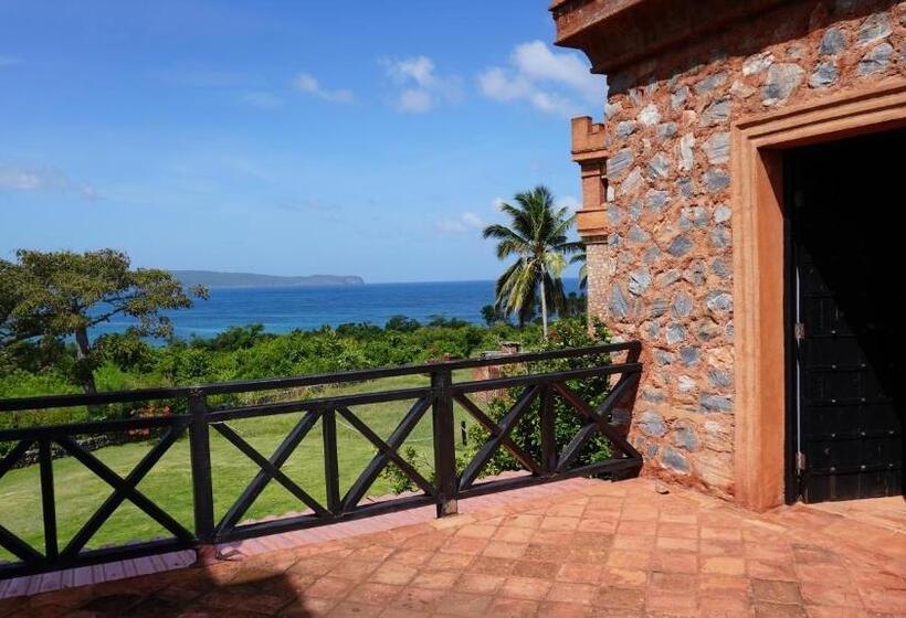 اتاق لوکس, El Castillo