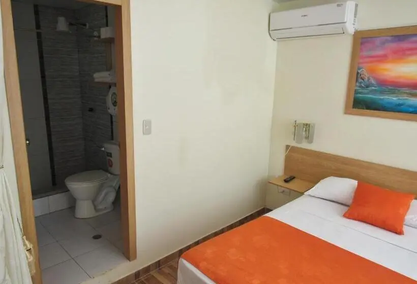 اتاق خانوادگی, Hosteria B Y B