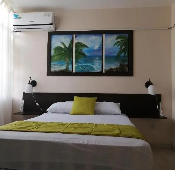 اتاق استاندارد سه نفره, Hosteria B Y B