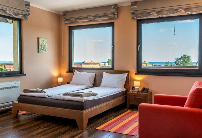 디럭스 룸, Villa Em