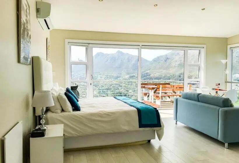 Deluxe Suite Sea View, Mount Bay