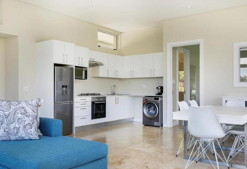 غرفة عائلية مطلّة علي البحر, Mount Bay