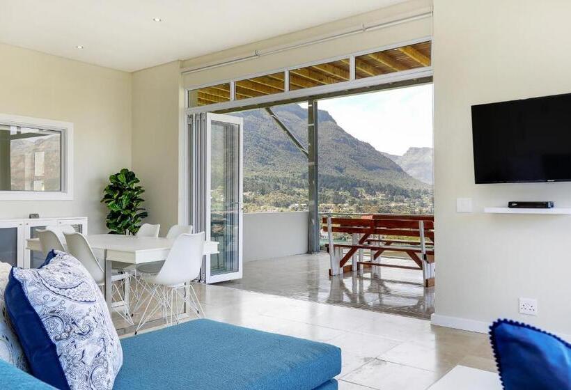 غرفة عائلية مطلّة علي البحر, Mount Bay