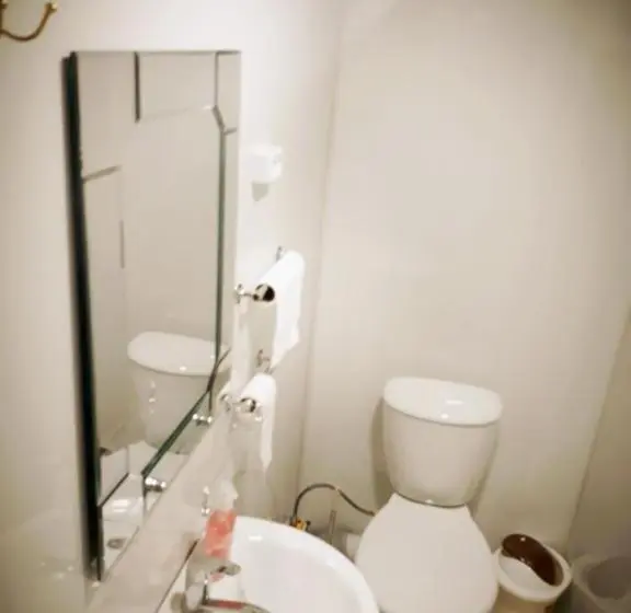 اتاق استاندارد چهار تخته, Khan Rooms