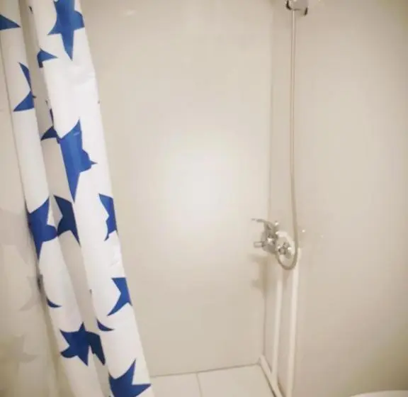 اتاق استاندارد چهار تخته, Khan Rooms