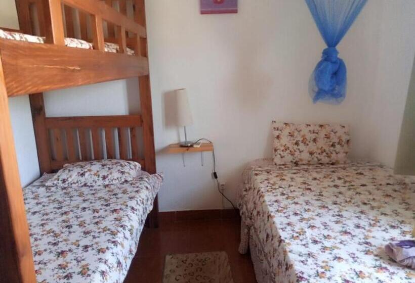 베이직 3인 룸, Landa's Guest House