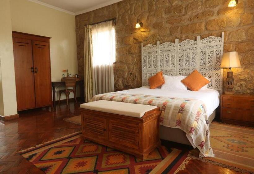 Полулюкс, Zereniti House