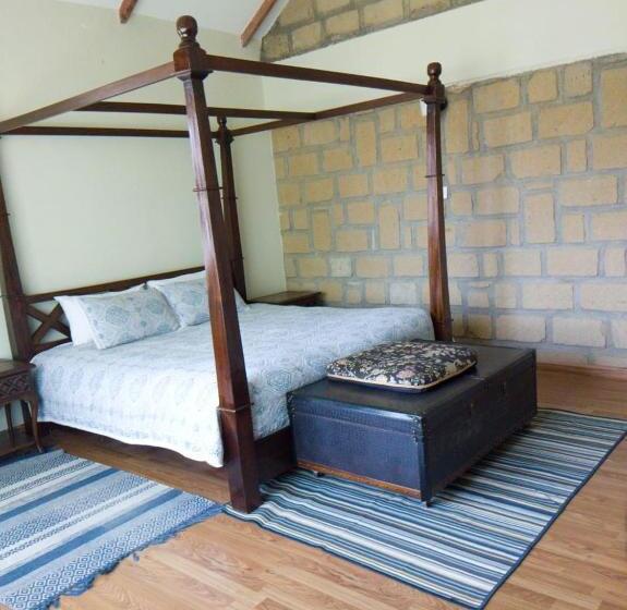 Апартаменты 3 Спальни, Zereniti House