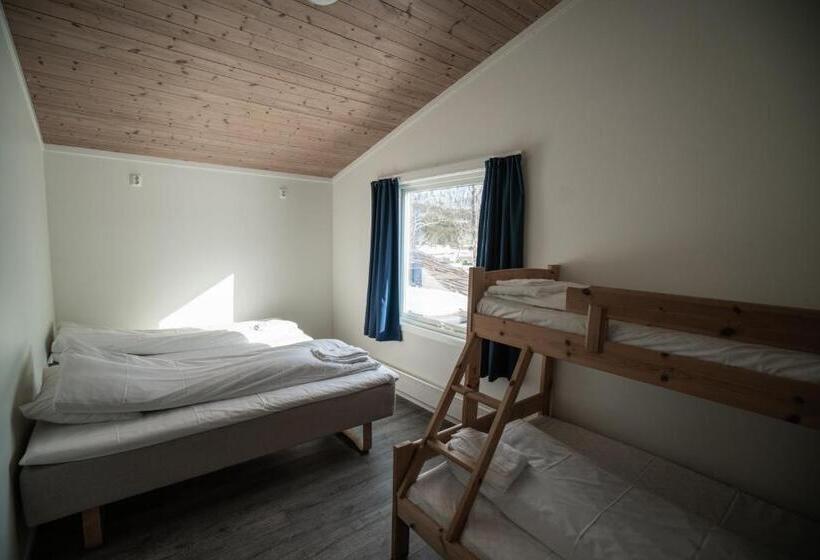 Семейный Номер, Dombåstun Motel