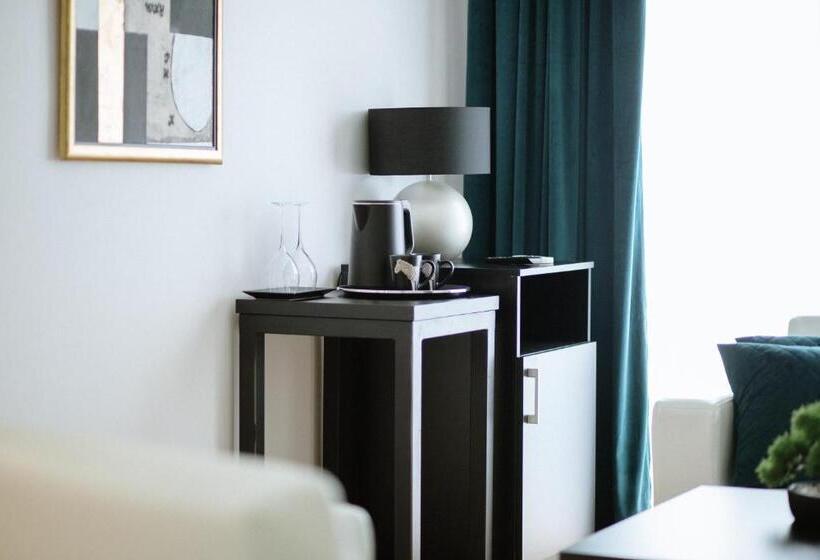 آپارتمان لوکس 1 خوابه, Srem