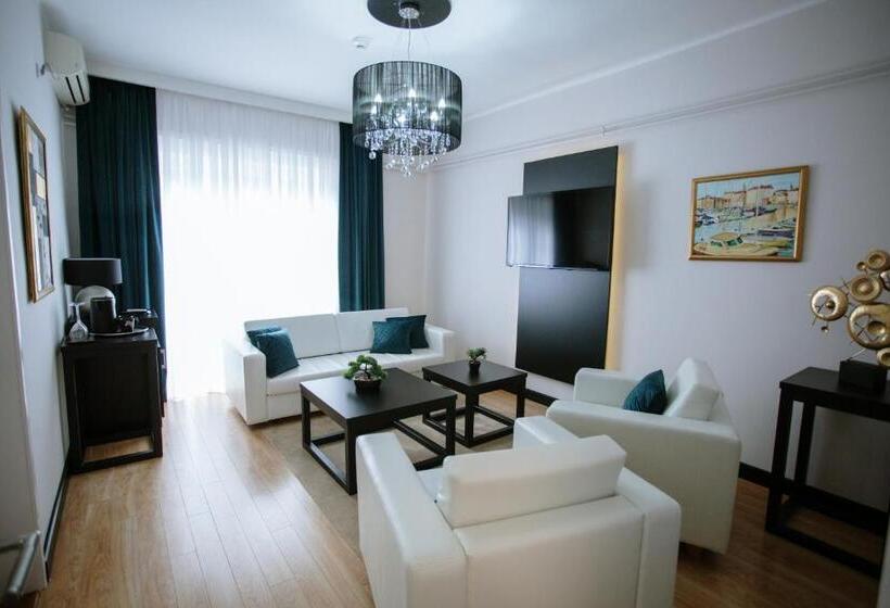 آپارتمان لوکس 1 خوابه, Srem