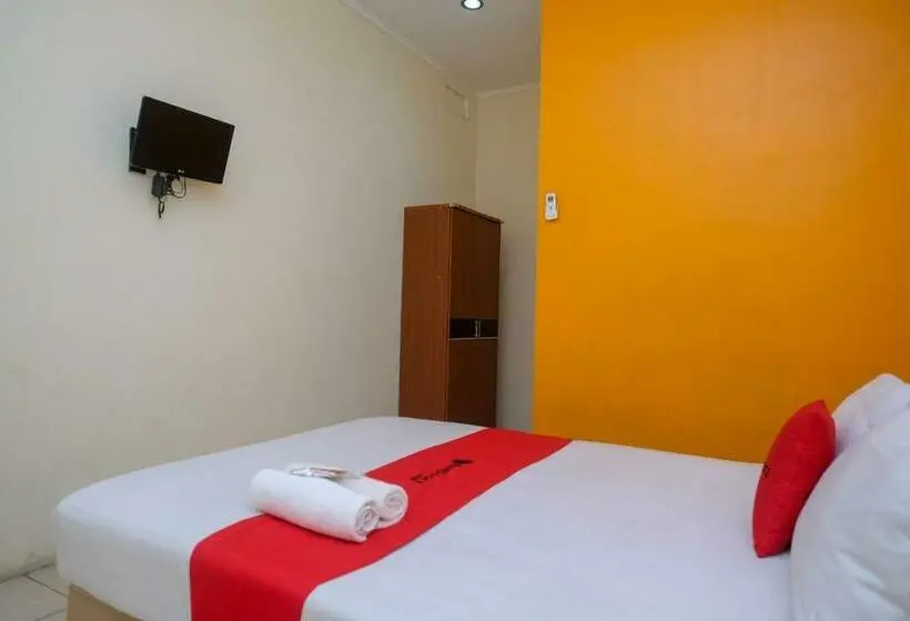 スタンダードルーム, Reddoorz Near Jalan Wolter Monginsidi Manado