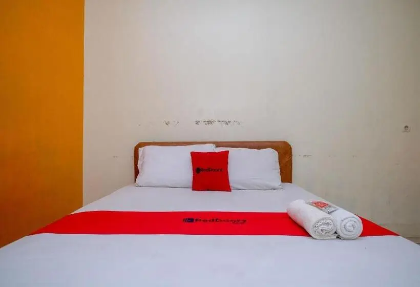 エコノミールーム, Reddoorz Near Jalan Wolter Monginsidi Manado