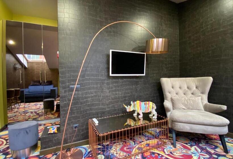 Standard Stúdió Szoba, Artapart Vozdvigenka