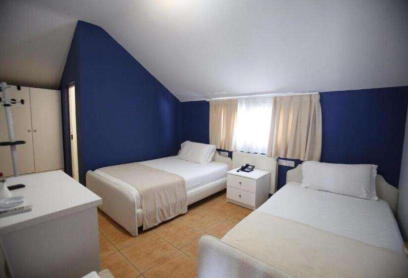 اتاق خانوادگی, Akropoli