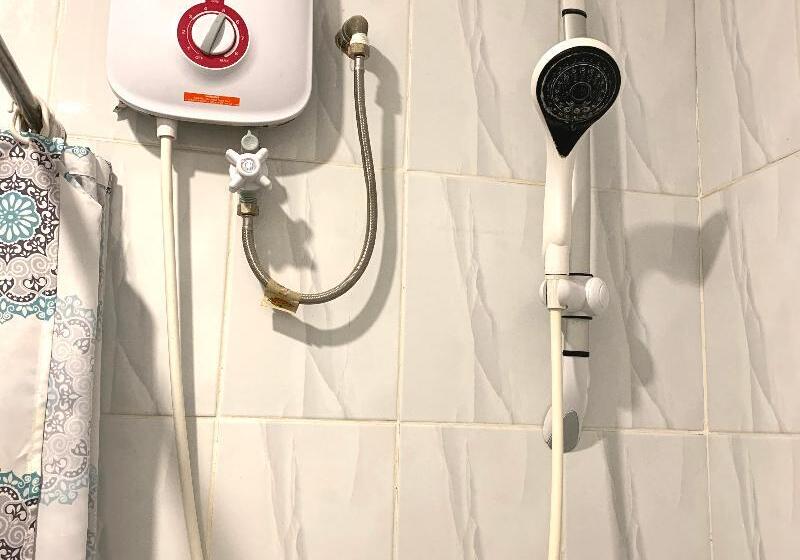 اتاق لوکس, Oyo 150 Davao Airport View