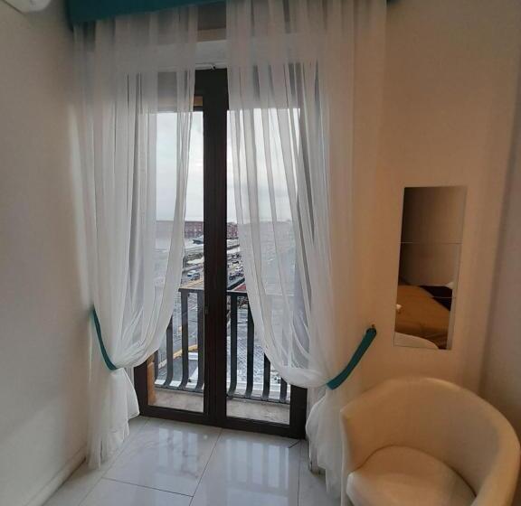 اتاق لوکس با وان آب گرم, Trinity Luxury Resort By Babylon Stay