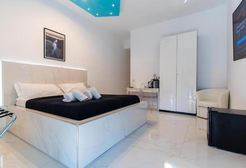 اتاق لوکس با وان آب گرم, Trinity Luxury Resort By Babylon Stay